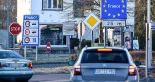 Alors que la france va dévoiler cette semaine la liste des pays verts autorisés dès le 9 juin, emmanuel l'allemagne a classé la france en zone à haut risque face à la pandémie de covid, ce. Covid 19 Interrogations Et Fatalisme Pour Les Habitants Frontaliers Entre La Moselle Et Redon Maville Com
