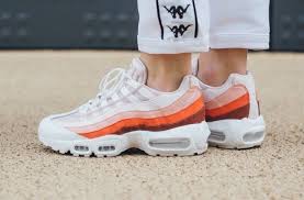 This nike air max 95 is candy pink with a splash of white: Nike Wmns Air Max 95 Barely Rose Coral Stardust Ready For Summer Air Max 95 Sneakers Nike Air Max 95
