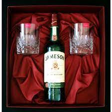 Season with 2 teaspoons salt, 1/4 teaspoon black pepper, liquid smoke, whiskey, garlic powder, paprika, onion powder, dark molasses, and 1/2 tablespoon ground chile pepper. Jameson Whisky 2 Personalized Glasses Gift Pack Silverbell Gift Shop