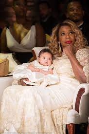 Serena Williams Reveals Wedding Dress After Post Nupitals Party Serena Williams Wedding Venus And Serena Williams Serena Williams