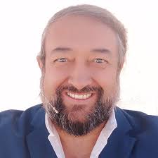 😁 "ARBELOA lo HA CONSEGUIDO: los futbolistas vuelven a sonreír y la  afición a disfrutar... ...EL CAMBIO HA SIDO BUENO". ✓ 🍿 ¡Arranca un  programón en MEGA con @josep.pedrerol!