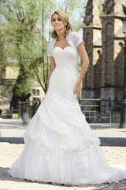 Herzlich willkommen im brautkleider atelier. Hochzeitsfuhrer Hochzeitsportal Alles Zum Thema Hochzeit Traumhochzeit Cc