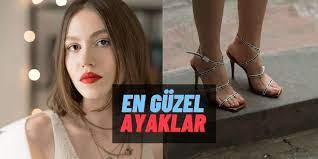 Usualsuspects'in anında belirmesiyle ayrıca yarmış başlık. Daha Neler Gorecegiz Hayranlari Duygu Ozaslan In Ayaklari Icin Instagram Hesabi Acti