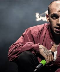 Ezhel In Son Yaptirdigi Yuz Dovmesi Ve Anlami 2020 Rap Muzik Hip Hop Muzik