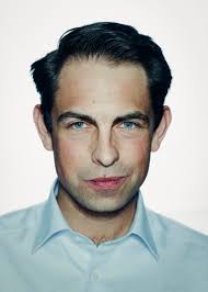 Tom jozef irène van grieken (born 7 october 1986) is a belgian politician and author who has served as leader of vlaams belang since october 2014. Tom Van Grieken Vlaams Belang Een Kind Van Mij Mag Alles Worden Behalve Cd V Er De Morgen