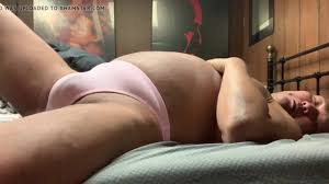 Касаясь себя.нокаутирую себя.