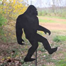 Metal Bigfoot Garden Stake Steel Gardening Decor Sasquatch Yard Art Marker Unique Yard Art Bigfoot Yard Art