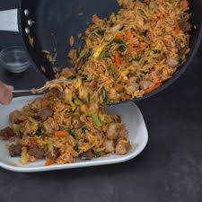 Recette Du Nasi Goreng Ou Riz Frit Indonesien Aux Legumes Video Recette Video Recette De Riz Frit Nasi Goreng Recette Asiatique
