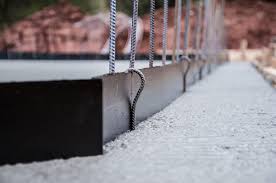 Eine weiße wanne bezeichnet die ausbildung einer gründung oder eines kellers aus wasserundurchlässigem beton. Fertighaus Mit Keller Oder Bodenplatte