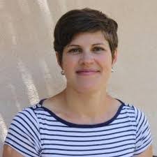 Elaine Stiles's Instagram, Twitter & Facebook