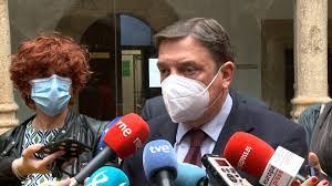 Fernando Sequeira's Instagram, Twitter & Facebook