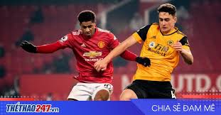 Wolverhampton played against manchester united in 2 matches this season. Vxdsmiz8lz9xjm