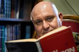 Biography | M.W. Craven