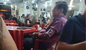 A suástica é um símbolo de paz, felicidade, prosperidade e boa sorte para quase 2,3 bilhões de pessoas, por ser. Homem Que Usou Simbolo Nazista E Indiciado Por Discriminacao Racial Gerais Estado De Minas