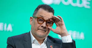 Chemours sacks top executives following accounting probe