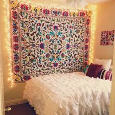 The key to decorative accents in a boho room is to mix and match. 20 Gorgeous Boho Bedroom Decorating Ideas