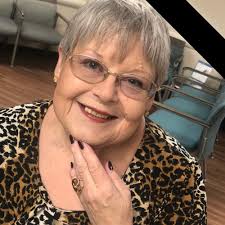 Not exactly how I pictured it going 🤣 #shelbanddyl #food #cooking  #bananapudding #couples #relationships