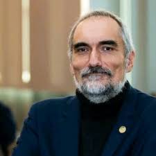 Dzisiaj pojechałem do centrum Warszawy odwiedzić Antka. Do tej pory  znaliśmy się dość pobieżnie, rozmawialiśmy kilka razy na Messengerze. Antek  podobnie jak ja ma dystrofię mięśniową Duchenne'a, ale…