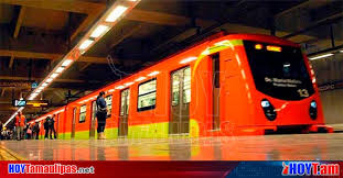 2.08 se cayó el sistema. Hoy Tamaulipas Edomex Usuario Del Metro Cay En Las Vas Por Distraerse Con Su Telfono Celular