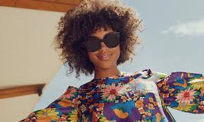 Lunette de soleil mode 2017. Lunettes De Soleil Ces Modeles Elegants Et Tendance Pour Accueillir Les Premieres Eclaircies Biba Magazine