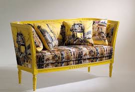 Sehr schöne einzimmerwohnung in berlin centre. Sofa Berlin Versace Home Luxuryfurniture Mr