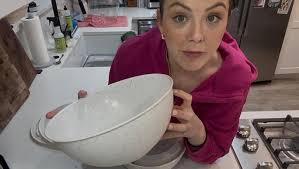 Amazon.com: COOK WITH COLOR Mixing Bowls with TPR Lids