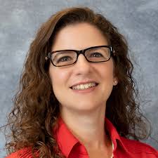 Lisa Plunkett's Instagram, Twitter & Facebook