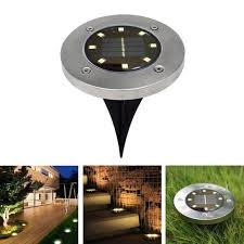 C'est très simple, nous connaissons tous les panneaux photovoltaïques qu'on utilise pour alimenter nos maisons en électricité et ainsi réduire un peu notre facture. Lampe Solaire De Jardin 8 Led Uth Groupe