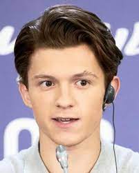 How To Get The Tom Holland Haircut Tom Holland Haircut Mens Hairstyles Tom Holland Hair
