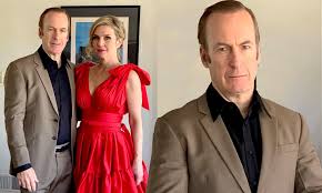 Mar 23, 2021 · better call saul star bob odenkirk is ready for action. Better Call Saul S Bob Odenkirk And Rhea Seehorn Pose For The 2021 Critics Choice Awards Daily Mail Online