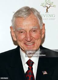 28 Photos & High Res Pictures