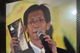 This is a photo gallery 19 years ago. Accidentally this album suddenly fell 