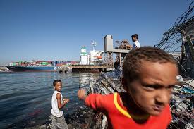 Um favela dentro do Porto de Santos