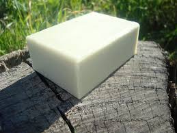Comment Fabriquer Son Savon Ecologique Et Bio Sante Nutrition Diy Cosmetics Diy Soap Diy Natural Products