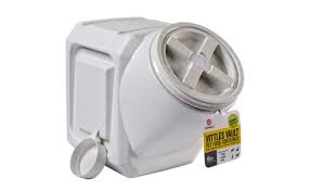Cat treat and dog treat storage. The Best Dog Food Containers Review In 2021 My Pet Needs That