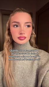 Video di V (@vickyfff_) con original sound