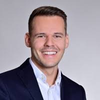 100+ “Tom Linke” profil