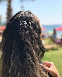 Isme Ozel Tasli Tokalar Sadece Www Newobsessions Com Da Arkanizdan Tanimadiginiz Biri Seslenirse Sasirmayin Senaaaaagg Hair Beauty Hair Styles