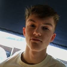 Harry Burr's Instagram, Twitter & Facebook