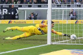 8 ответов 19 ретвитов 380. Borussia Monchengladbach Fohlenelf Im Tor Gut Aufgestellt