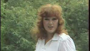 Посмотреть все тексты песен алла пугачёва. Alla Pugacheva Bumazhnyj Zmej 1984