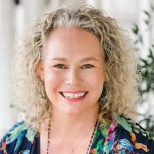 Top Female Life Coaches: Empowering Strategies For Personal Growth