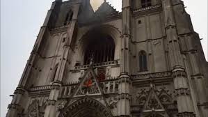 Pierden capítulos déjala morir la niña emilia capitulos deportes desafio super humanos capitulos desafio super regiones capitulos dime quien fue capitulos diomedes el cacique de la junta capitulos documentales doña bárbara capitulos dr. Le Feu De La Cathedrale De Nantes Circonscrit Le Grand Orgue Touche