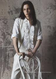 To style it, use a tiny bit of hair gel around the. Androgynous Male Models Curly Hair Hd Modello