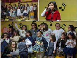 A GIRIFALCO CANTANDO “PER LO ZECCHINO”