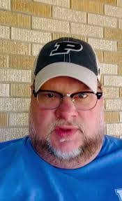 Chad Senger's Instagram, Twitter & Facebook