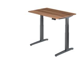 Mit dem höhenverstellbaren stehschreibtisch ehrlich kannst du deinen arbeitsplatz nach deinen bedürfnissen einrichten. Sitz Steh Schreibtisch 120x80 Von Hammerbacher Onlineshop Fur Buromobel