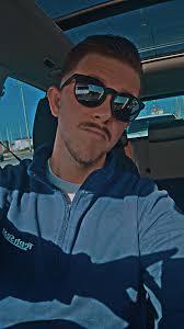 Hey y'all! My name is Dave. I am recently retired in the beautiful state of  Tennessee. There are so many talented builders in this group . I have been  looking for hours.