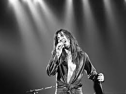 That Time I Talked to Steve Perry About Journey, "Don't Stop Believin," and  Singing at My Wedding (What?!) | Glamour