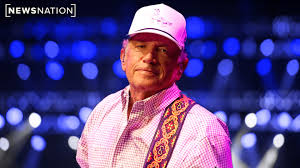 George Strait breaks record for largest concert in United States